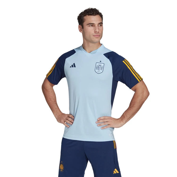 Camiseta Adidas España Training Mundial Qatar 2022 5 Camiseta Adidas España Training Mundial Qatar 2022 - Imagen 3