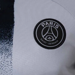 Camiseta Nike Paris Saint-Germain FC Segunda Equipación Stadium 2022-2023 Niño 8 Camiseta Nike Paris Saint-Germain FC Segunda Equipación Stadium 2022-2023 Niño -ADIDAS Ventas camiseta nike paris saint germain fc segunda equipacion stadium 2022 2023 nino light smoke grey black 2