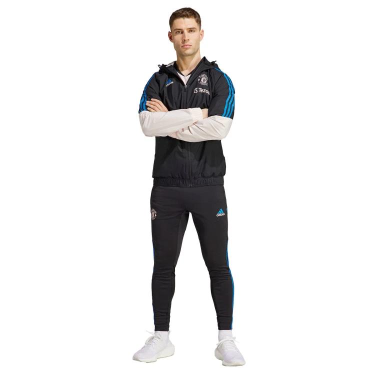 Chaqueta Adidas Manchester United FC Fanswear 2022-2023 7 Chaqueta Adidas Manchester United FC Fanswear 2022-2023 - Imagen 5