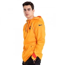 Chaqueta Nike FC Barcelona Fanswear 2021-2022 9 Chaqueta Nike FC Barcelona Fanswear 2021-2022 -ADIDAS Ventas chaqueta nike fc barcelona fanswear 2021 2022 vivid orange game royal university red 1