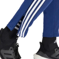 Pantalón Largo Adidas Italia Fanswear 2022-2023 -ADIDAS Ventas pantalon largo adidas italia fanswear 2022 2023 dark blue 4