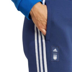 Pantalón Largo Adidas Italia Fanswear 2022-2023 10 Pantalón Largo Adidas Italia Fanswear 2022-2023 -ADIDAS Ventas pantalon largo adidas italia fanswear 2022 2023 mujer dark blue 3