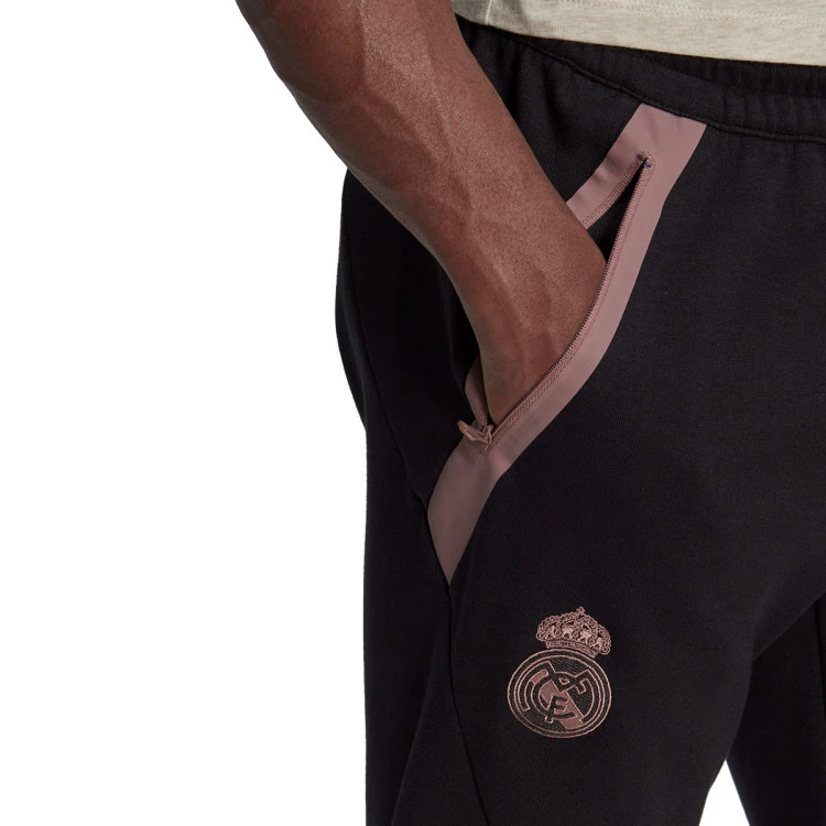 Pantalón Largo Adidas Real Madrid CF Fanswear 2022-2023 7 Pantalón Largo Adidas Real Madrid CF Fanswear 2022-2023 - Imagen 5